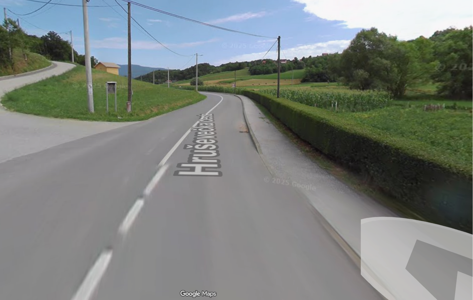 Maloljetnica teško ozlijeđena, prevrnula se s quadom kod Zaprešića