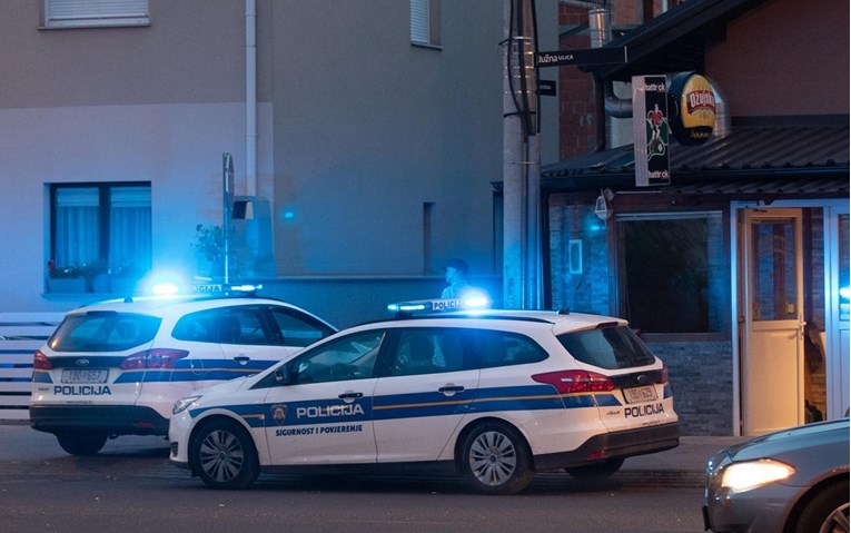 U zagrebačkoj Dubravi otac pucao u sina, ranio ga u nogu