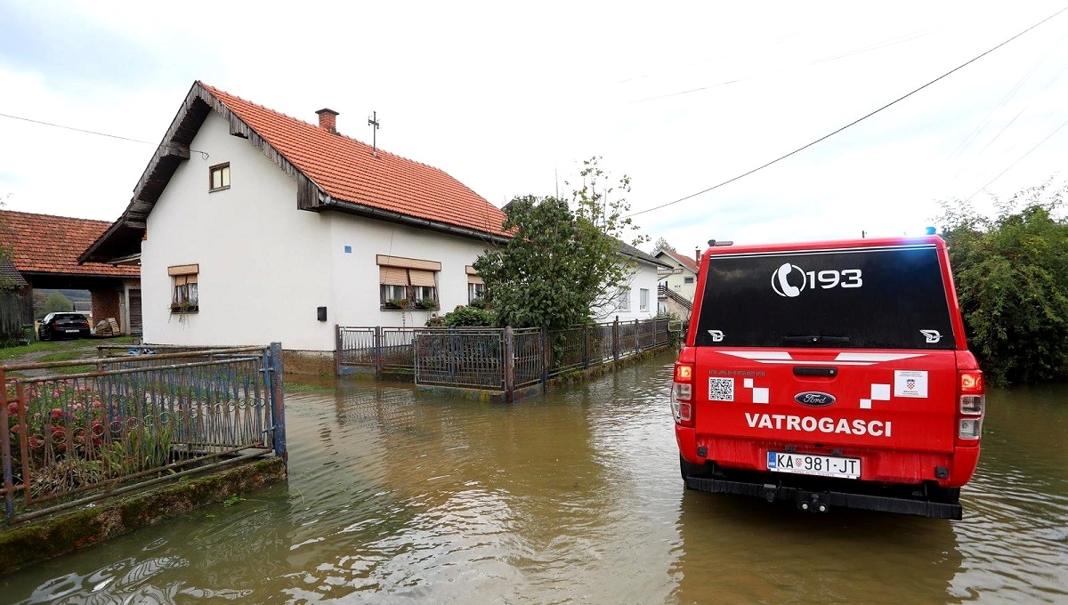 Vodostaj Kupe u Karlovcu stagnira, prošla opasnost od poplave