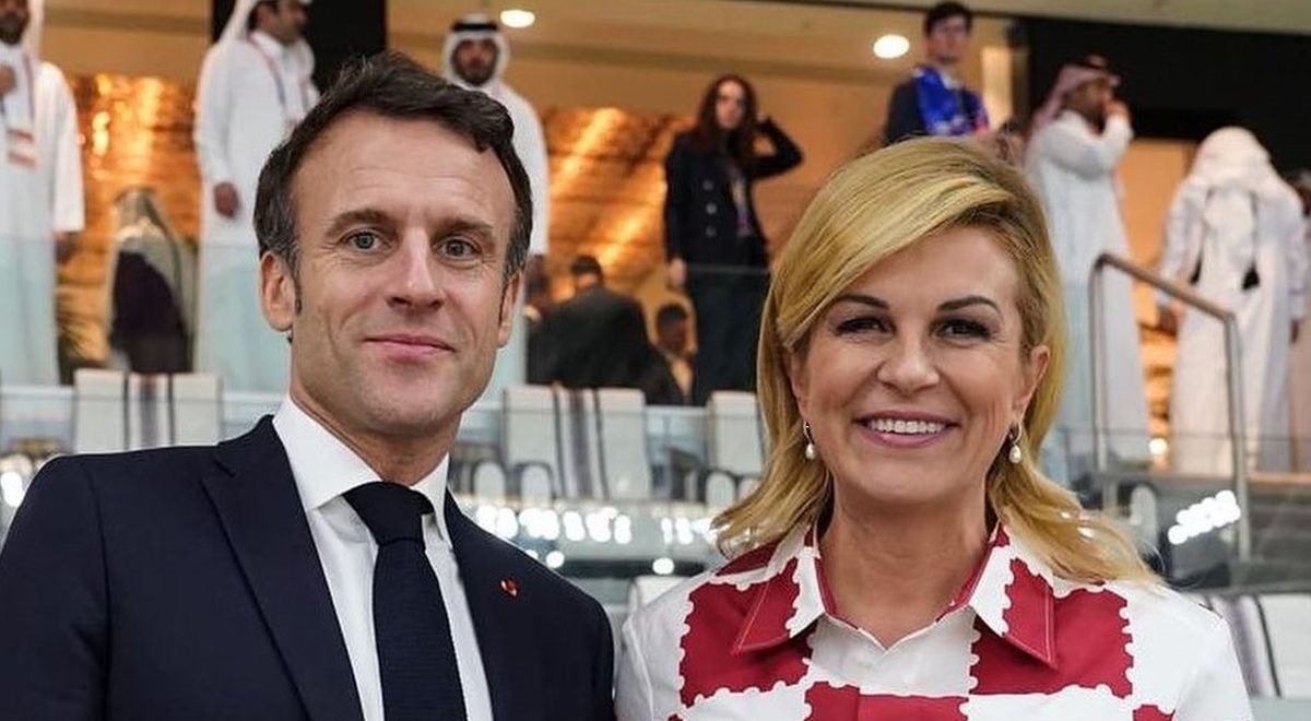 Kolinda u Kataru pozirala s Macronom u Louis Vuitton košulji na kockice
