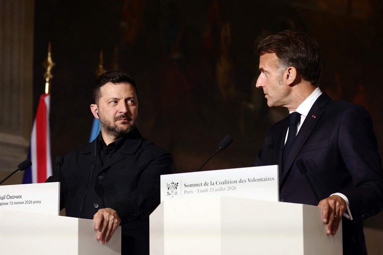 Macron: Ukrajina će proizvoditi francuske projektile, naručili su i Rafale