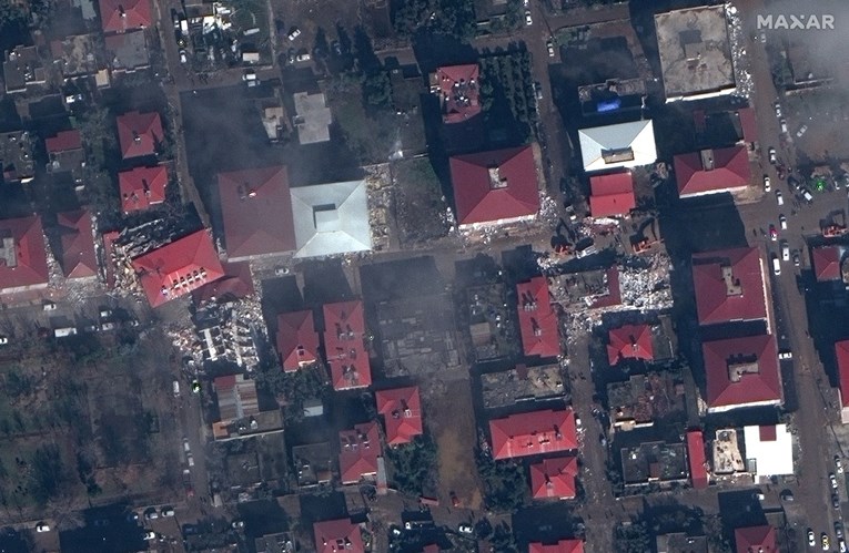Satelitske snimke pokazuju razmjere katastrofe u Turskoj. Evo slika prije i poslije
