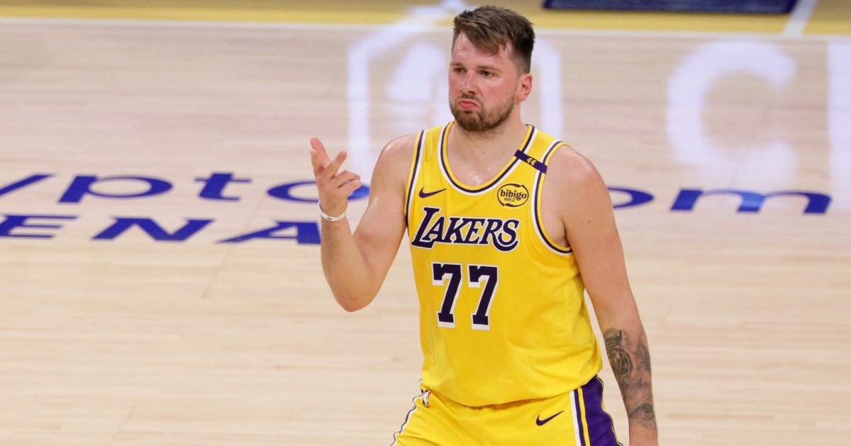 Dončić briljirao, Lakersi osigurali play-off