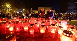 Tisuće svijeća zapaljene u Mostaru za žrtvu Vukovara