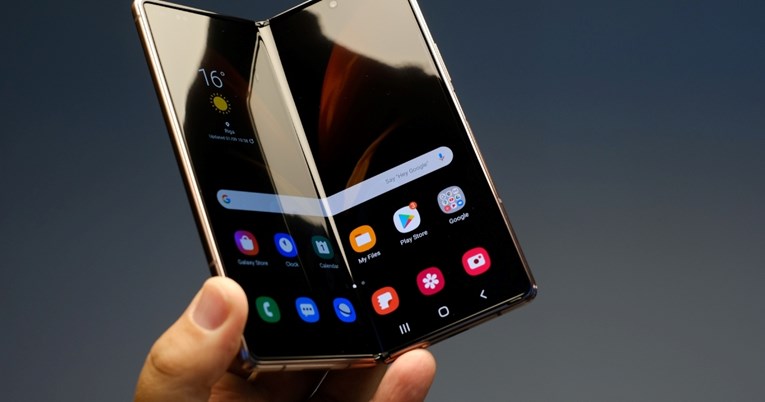 Pojavile su se nove glasine o Samsung Galaxy telefonu s trostrukim preklopom