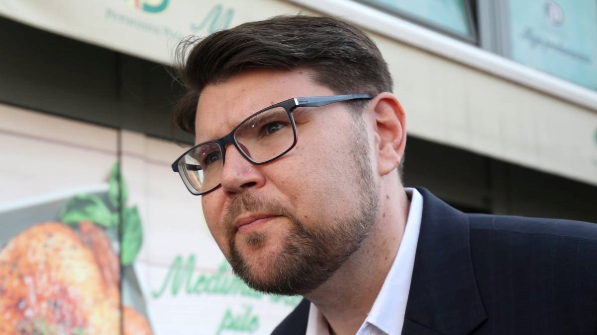 Grbin: S jedan posto proračuna je moguće podići standard građana