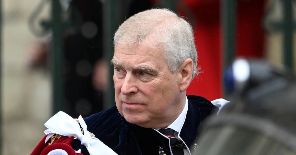 Bivšem princu Andrewu zabranili jahanje da ga se ne vidi "nasmijanog na konju"