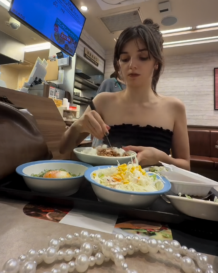 Naručila popularno jelo u Japanu pa ostala u čudu: "Platila sam samo pet eura"