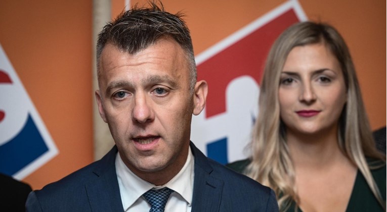 Predsjednik HNS-a Krunoslav Lukačić predao kandidaturu za varaždinskog župana