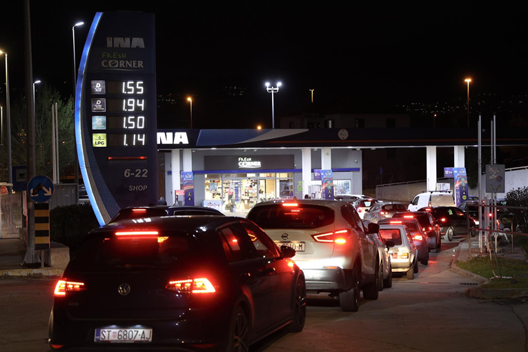 EU upozorila građane. "Radite od kuće i manje putujte. Nema povratka u normalu"