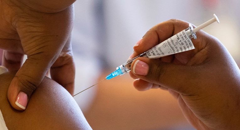 Afrička unija pozvala na pravedniji pristup kupnji cjepiva