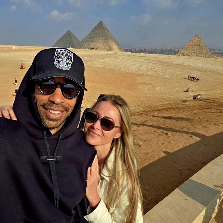 Thierry Henry na Instagramu napisao "Volim te" (baš tako). Voli Bosanku