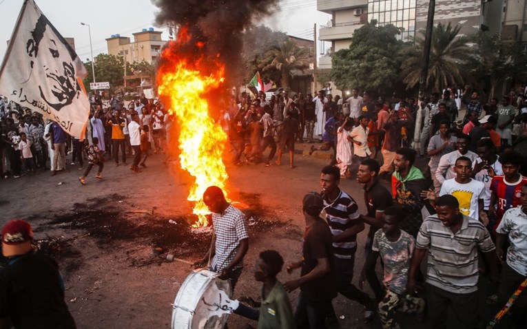 Američki državni tajnik osudio vojno preuzimanje vlasti u Sudanu