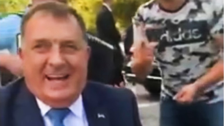 VIDEO Pogledajte kako Dodik pije i psuje