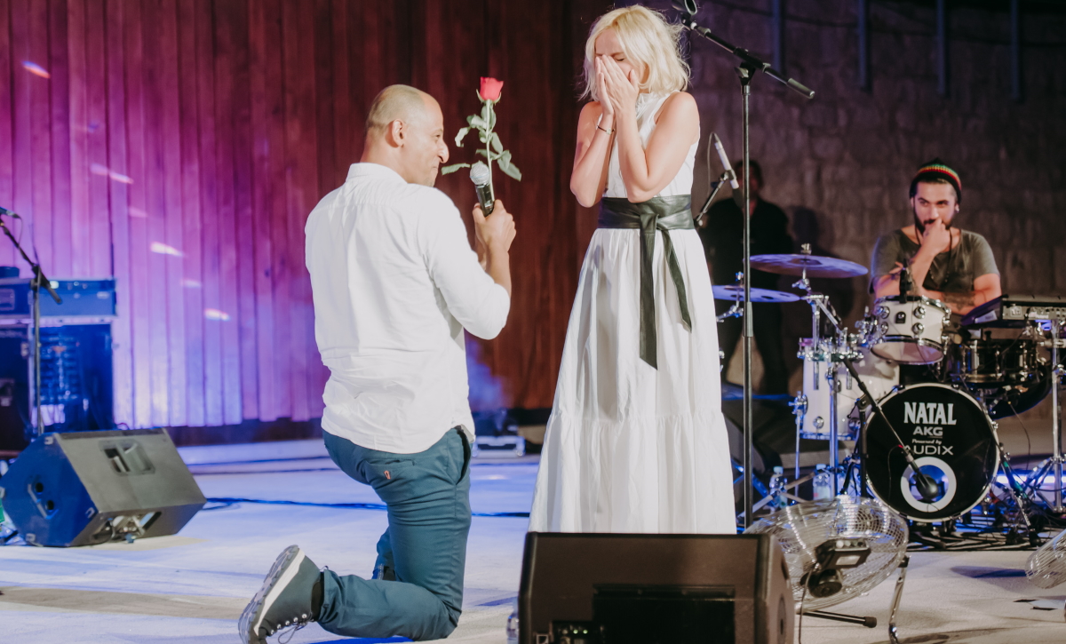 VIDEO Šibenski koncert Bože Vreće prekinula neočekivana prosidba