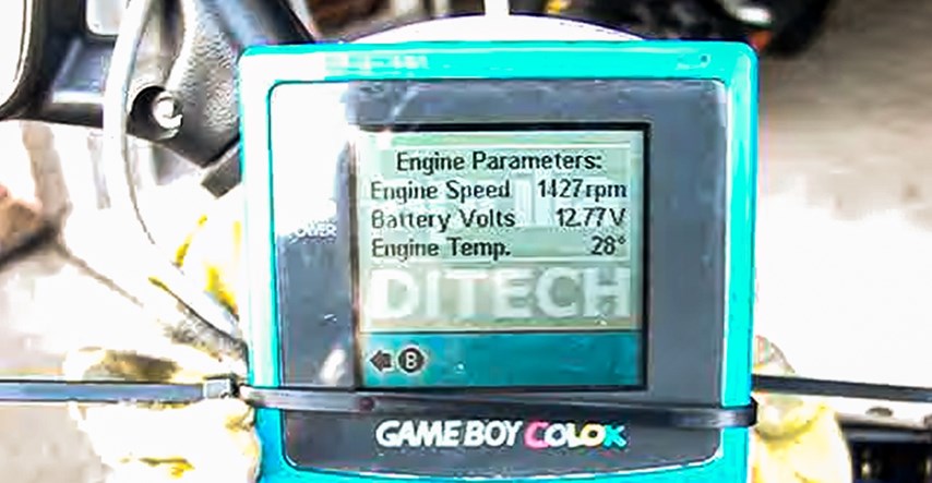 Pogledajte kako se Game Boy koristio za dijagnostiku motora