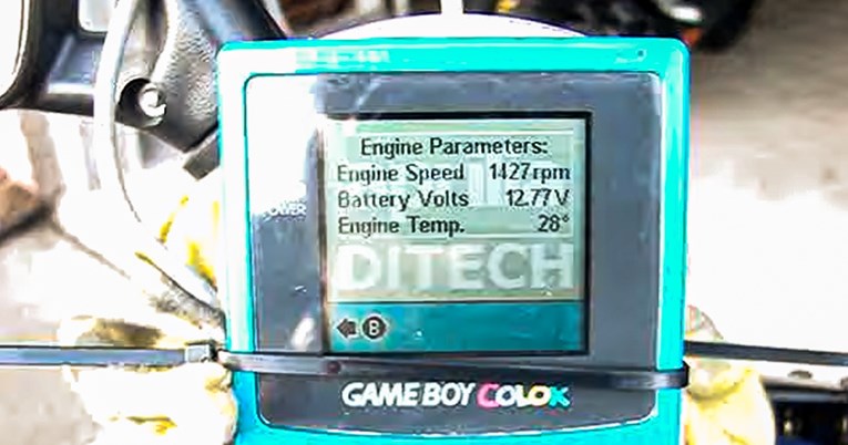 Kultni Game Boy može otkriti sve tajne motora