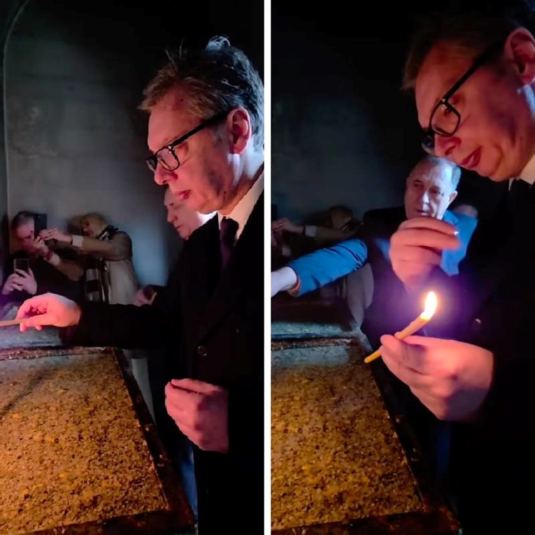 Vučićev potez u crkvi postao viralan: Poljubio upaljenu svijeću