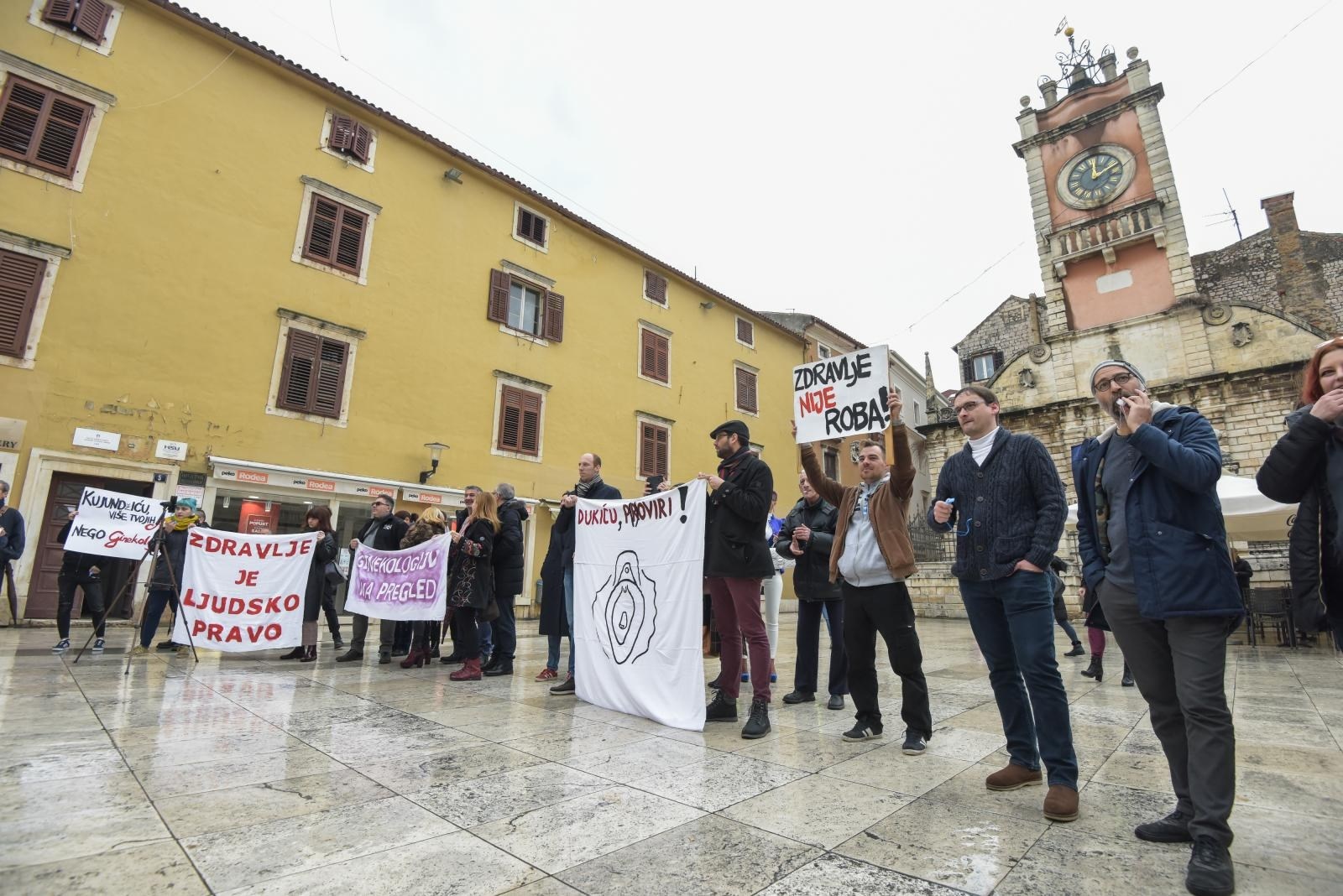 U Zadru 13.000 žena ostalo bez ginekologa, organiziran je prosvjed