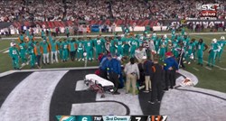 VIDEO Quarterback udario glavom u travnjak. Završio je u bolnici