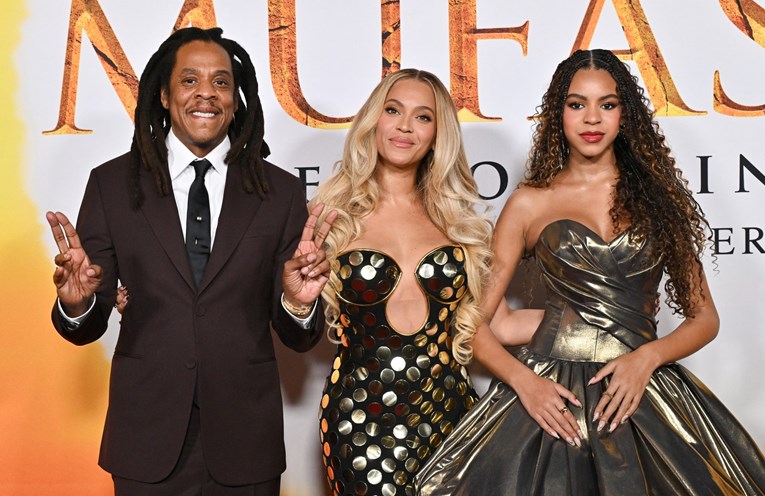 Nakon optužbi za silovanje Jay-Z s Beyonce i kćeri pozirao na premijeri filma