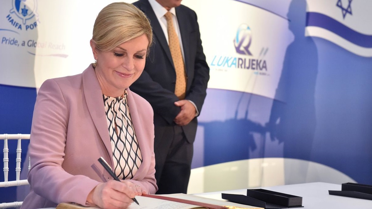 Prati modu: Kolinda za posjet Izraelu izabrala neobične hlače