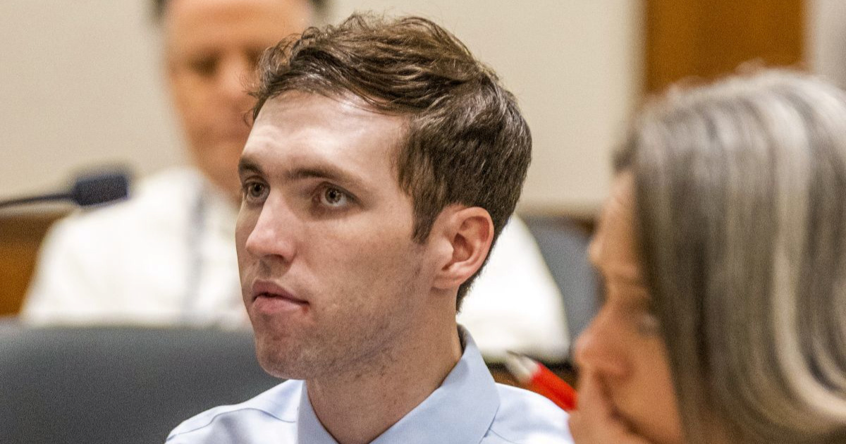 Kći zamjenika tužitelja bila na skupu Charlieja Kirka. Sud: To nije sukob interesa