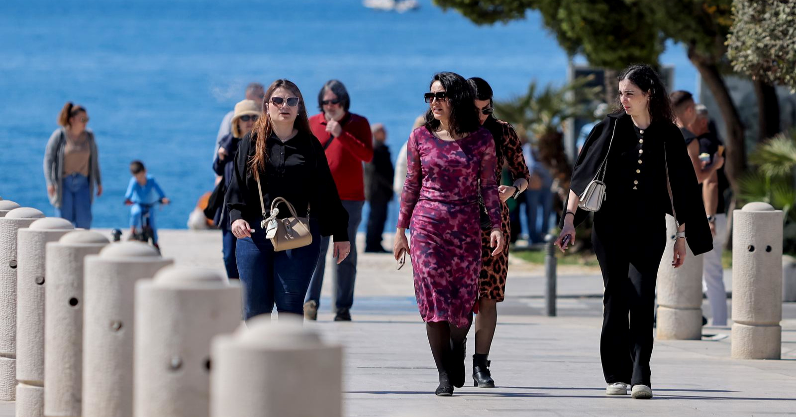FOTO Sunčani Uskrsni ponedjeljak u Zadru