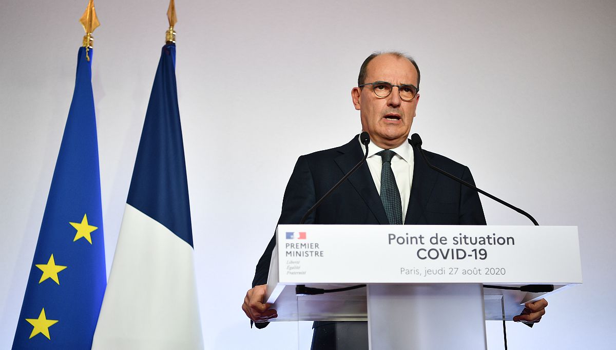 Francuski premijer traži da se u Parizu maske nose i na otvorenom