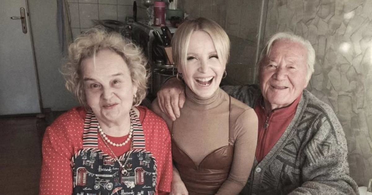 Danijela Martinović podijelila rijetku fotografiju s roditeljima