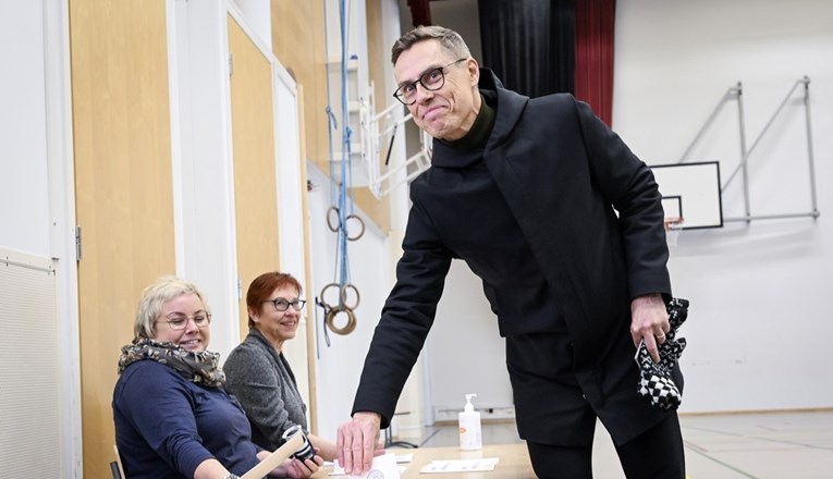 Tenzije s Rusijom glavna tema izbora u Finskoj. Vodi desničar, ali još nije gotovo