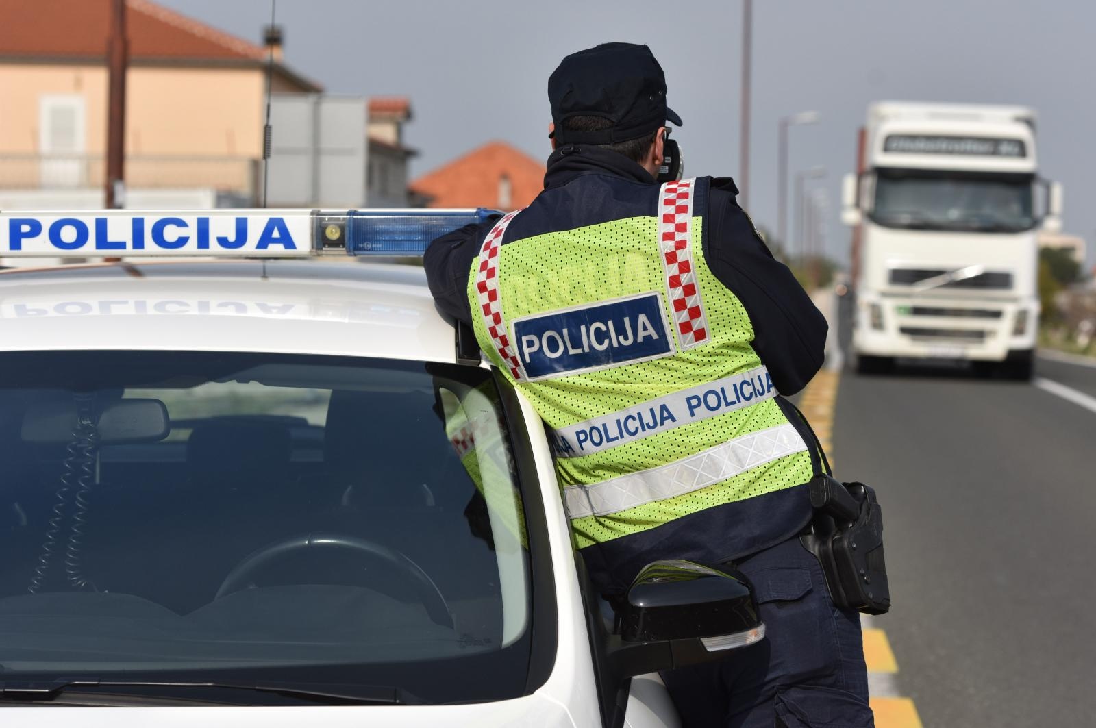 Šibenska policija u par dana napisala šest kazni od 10.000 kuna