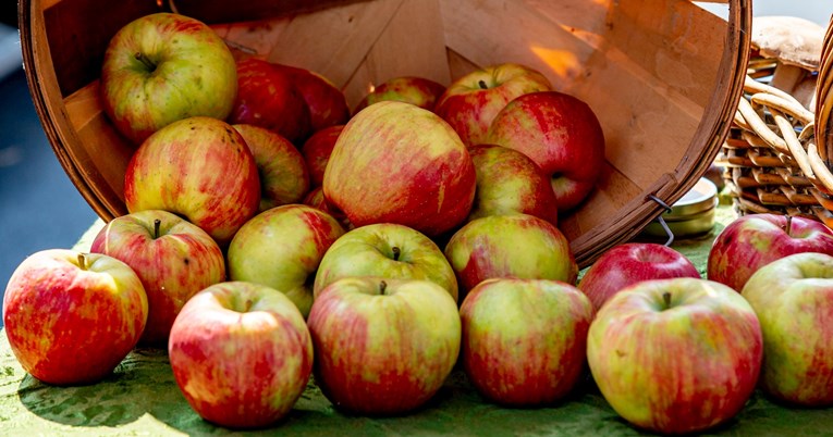 Kako da jabuke ne posmeđe nakon rezanja? Ovdje je nekoliko trikova