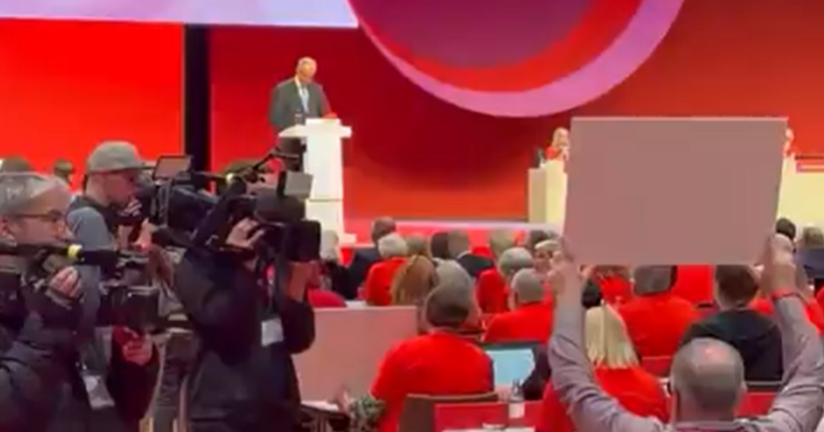 VIDEO Merz izviždan na kongresu zbog najave ekonomskih reformi