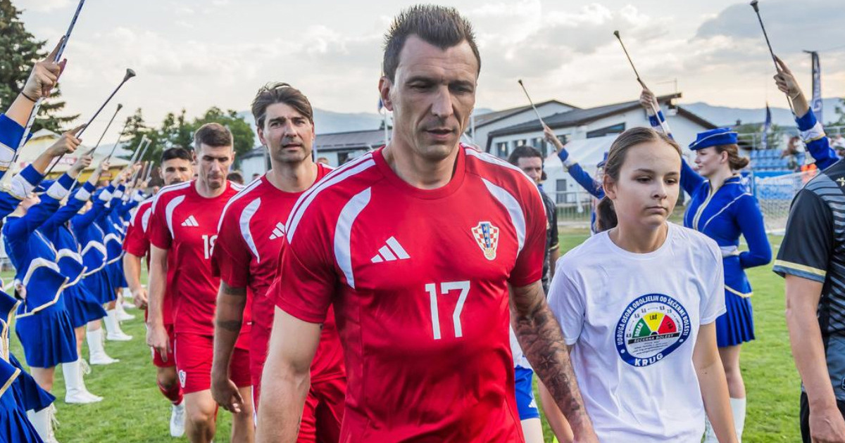 Pogledajte kako Mandžukić izgleda u 41. godini. I dalje je sjajno fizički pripremljen