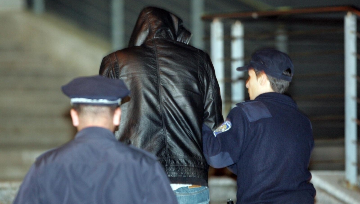 Serijski kradljivac s tjeralice ušetao u riječku policiju. Htio izraditi dokumente