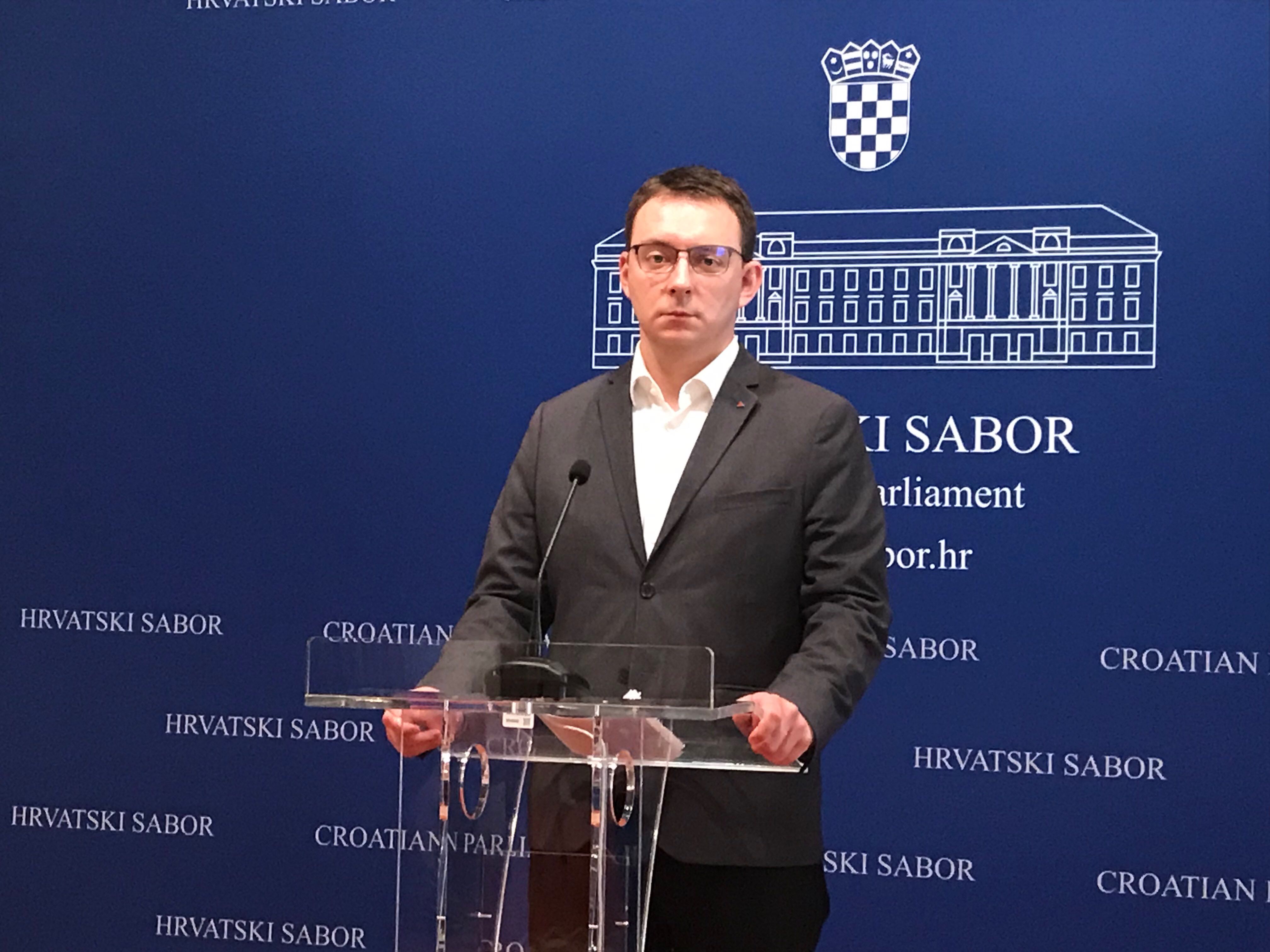 Glavašević o Duhačeku: Ovo je pitanje demokracije, tražit ćemo izmjene zakona