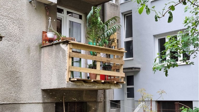 FOTO Nema više drvenog balkona u centru Zagreba. Pogledajte kako sad izgleda