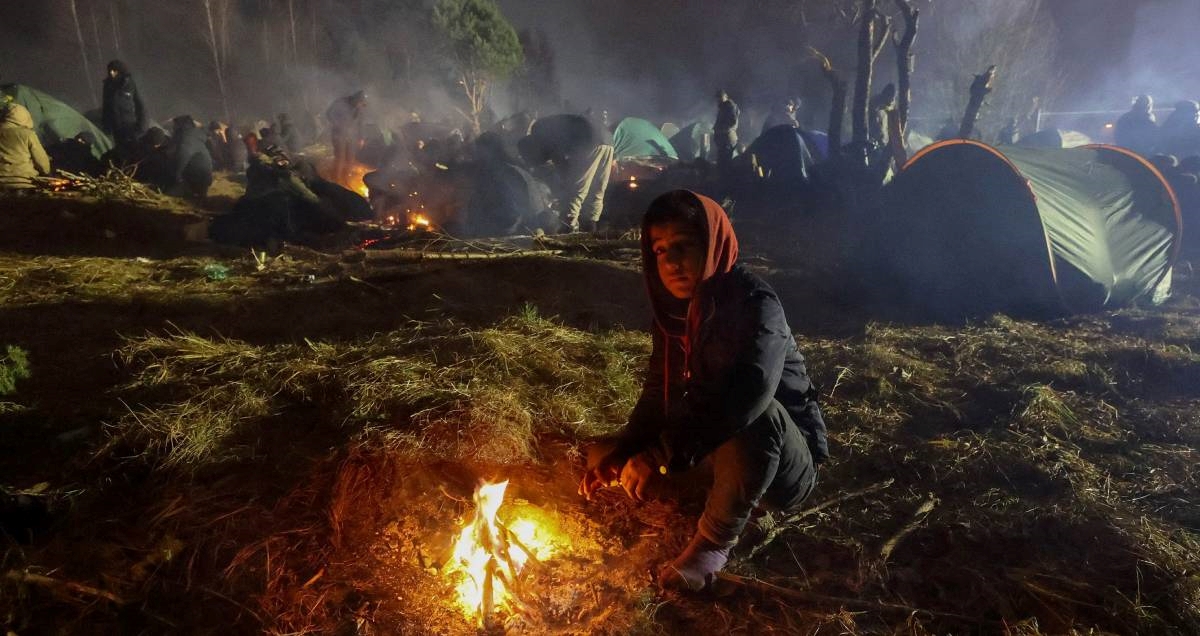 Korona se pojavila u migrantskom kampu kod poljske granice, tvrdi Bjelorusija