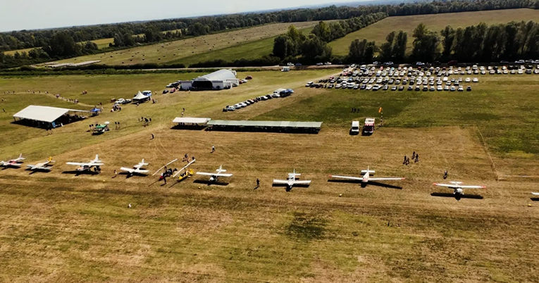 Pao sportski avion kod Siska. Pilot prošao bez ozljeda