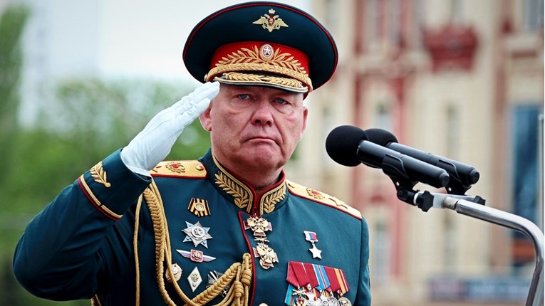General koji preuzima rusku vojsku u Ukrajini donio Putinu suvenir iz Sirije