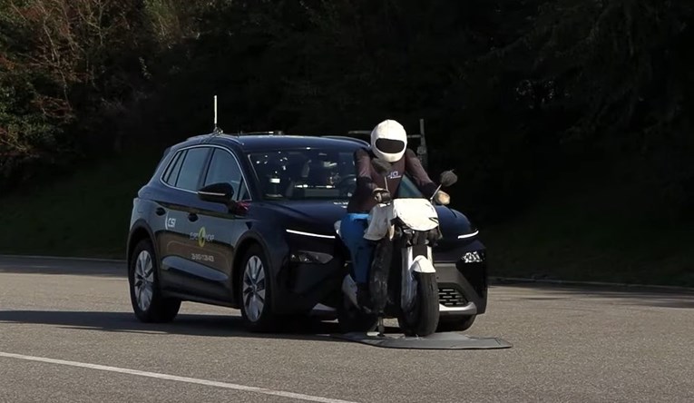 Euro NCAP od 2026. uvodi strože testove. Nagrađuje one aute koji imaju fizičke tipke