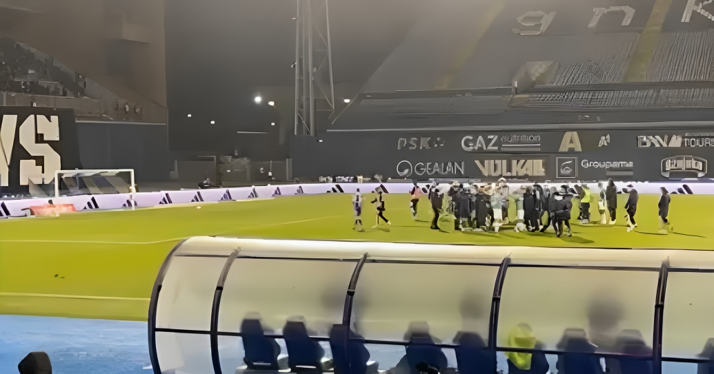 Pogledajte kako su Boysi i Torcida ispratili igrače s terena