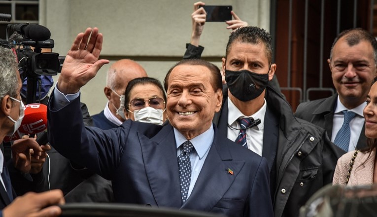 Berlusconi (85) će se na izborima u rujnu kandidirati za mjesto u Senatu