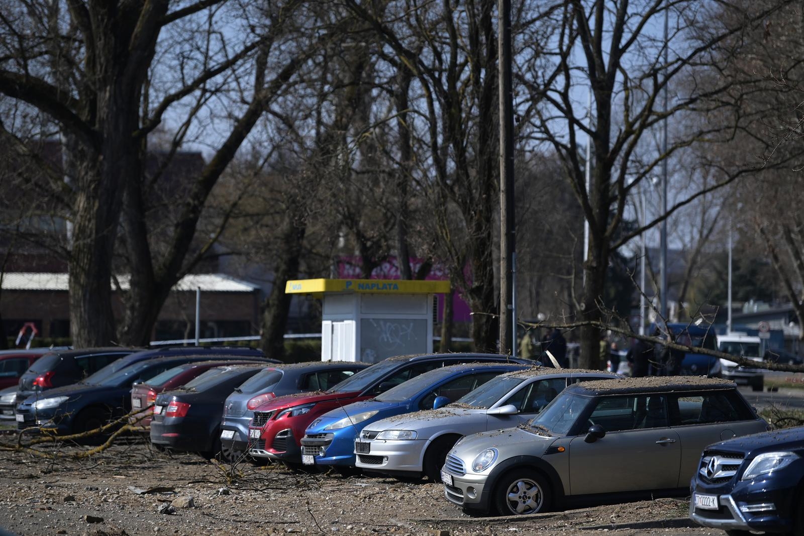 Važna obavijest policije vlasnicima vozila koja se nalaze kod mjesta pada letjelice