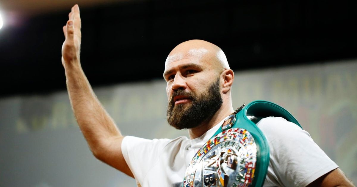 Babić objavio fotke uoči borbe života. Nikad nije izgledao ovako snažno