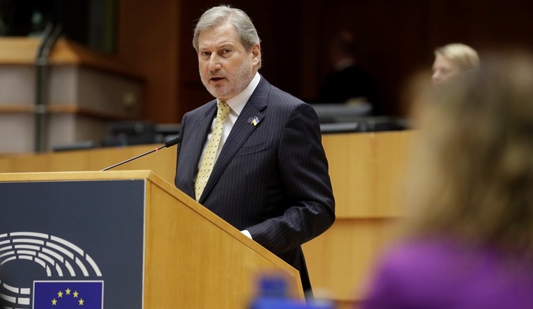 Europski povjerenik Hahn: EU treba novi pakt o migracijama i azilu