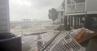 Razoren grad na Floridi, olujni val od 5 metara, ima mrtvih. "Najgore tek stiže"