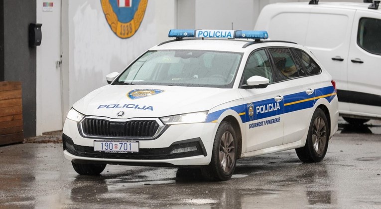 Zagrebačkoj policiji prijavio krađu mobitela, a ispao mu je u kući koju je opljačkao
