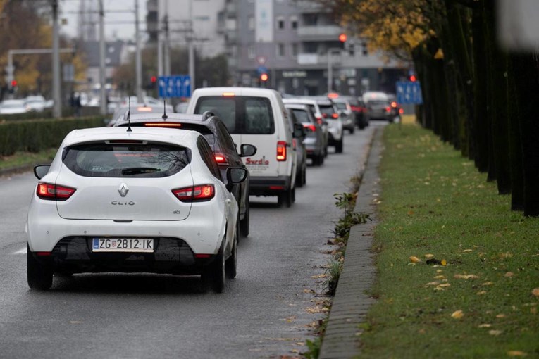 HAK poziva vozače na oprez: Kolone i zastoji, najviše na cestama oko Zagreb